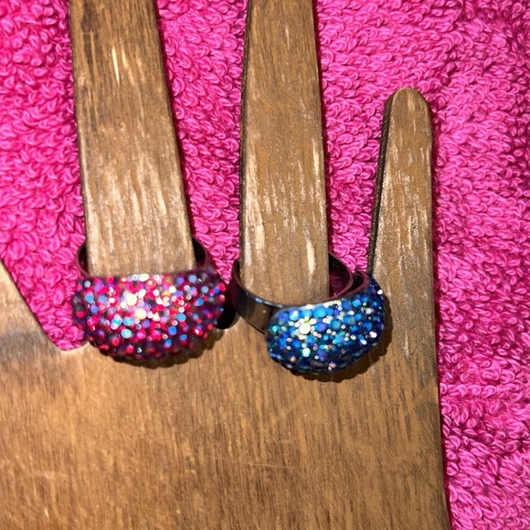 New Two Fashion Faux Crystals Dome Adjustable Silver Tone Rings - Picture 3 of 5